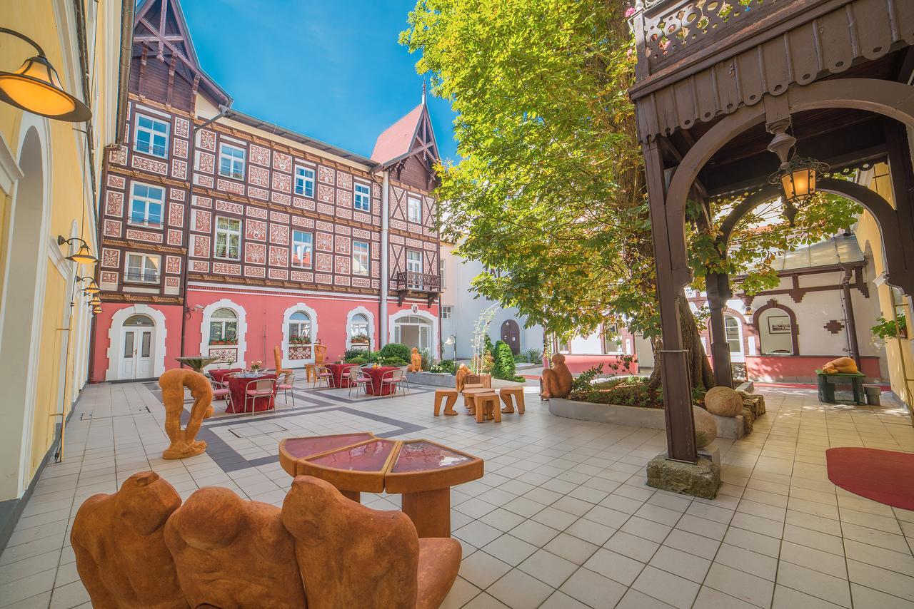 Hotel Three Lilies Inkl Aquaforum Frantiskovy Lazne Exterior photo